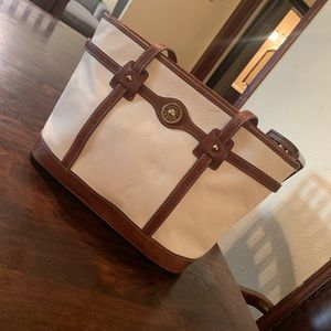 Dooney & Bourke Tote Handbag